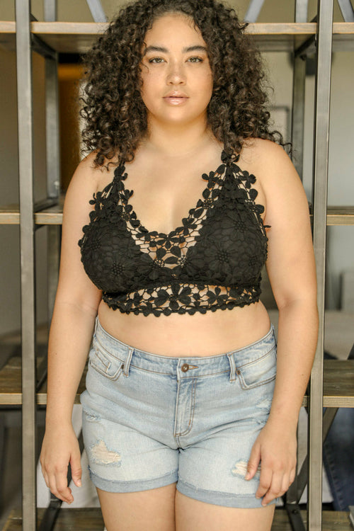 Crochet Daisy Longline Bralette 016 - Poppy & Pearl Edit
